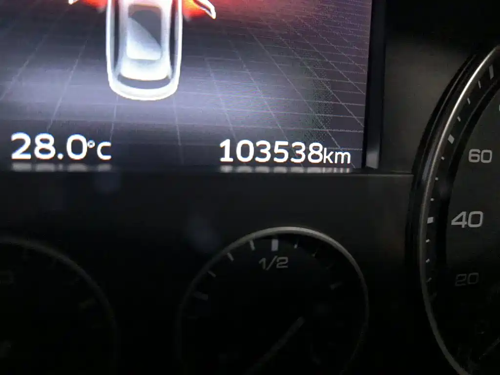 Borgward BX7 — миниатюра 8