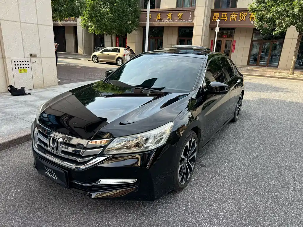Honda Accord — миниатюра 3