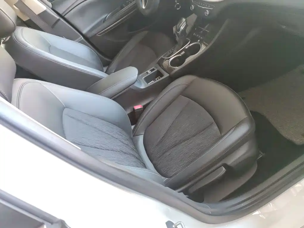 Buick Verano — миниатюра 25