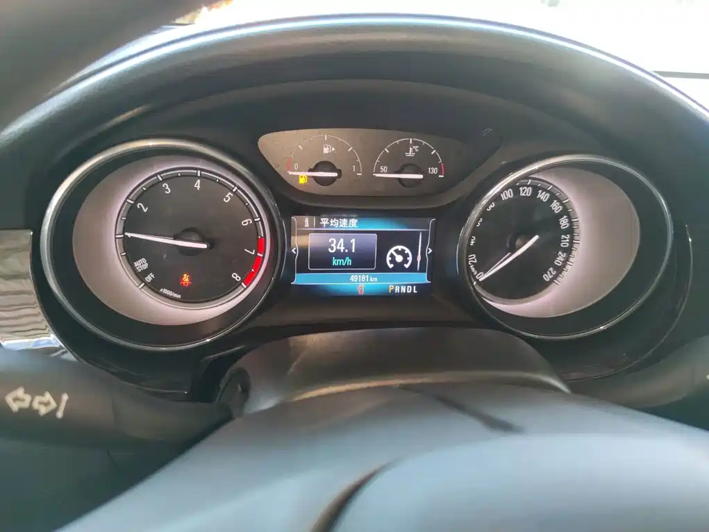 Buick Verano — миниатюра 12