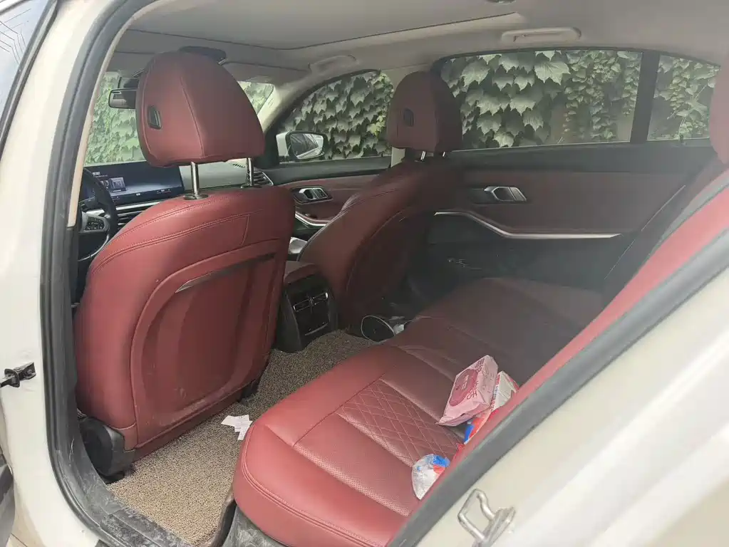 BMW i3 2022 eDrive 35 L