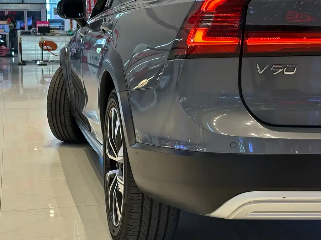 Volvo V90 — миниатюра 16