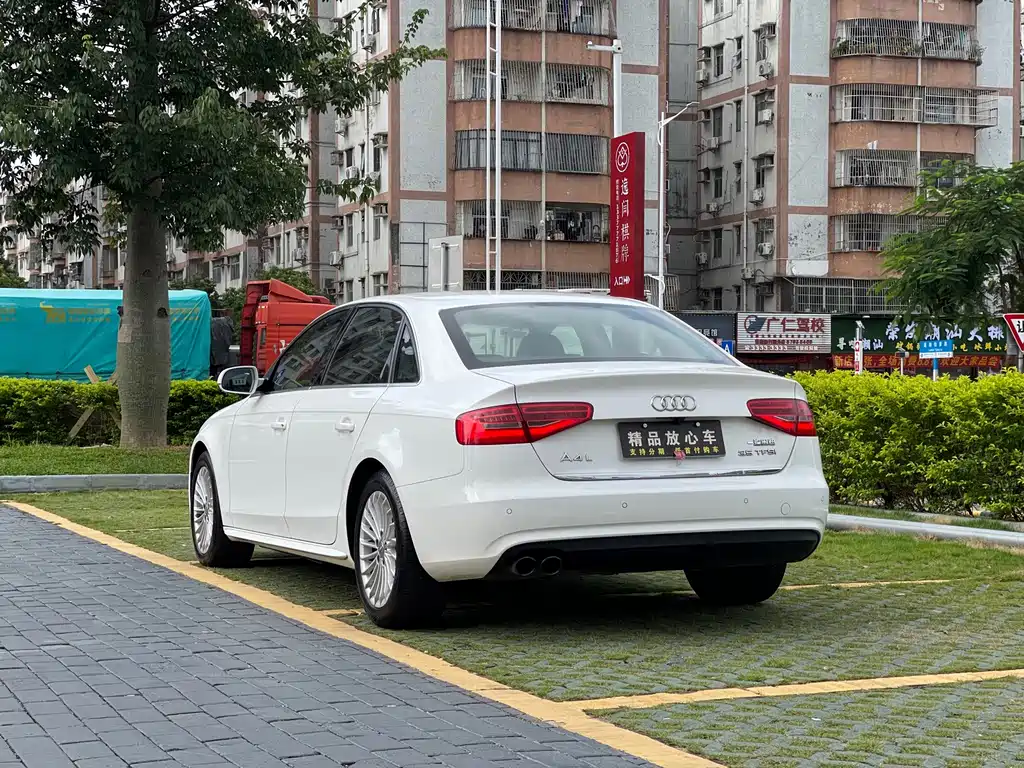 Audi A4L — миниатюра 4