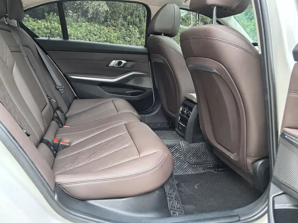 BMW i3 — миниатюра 14