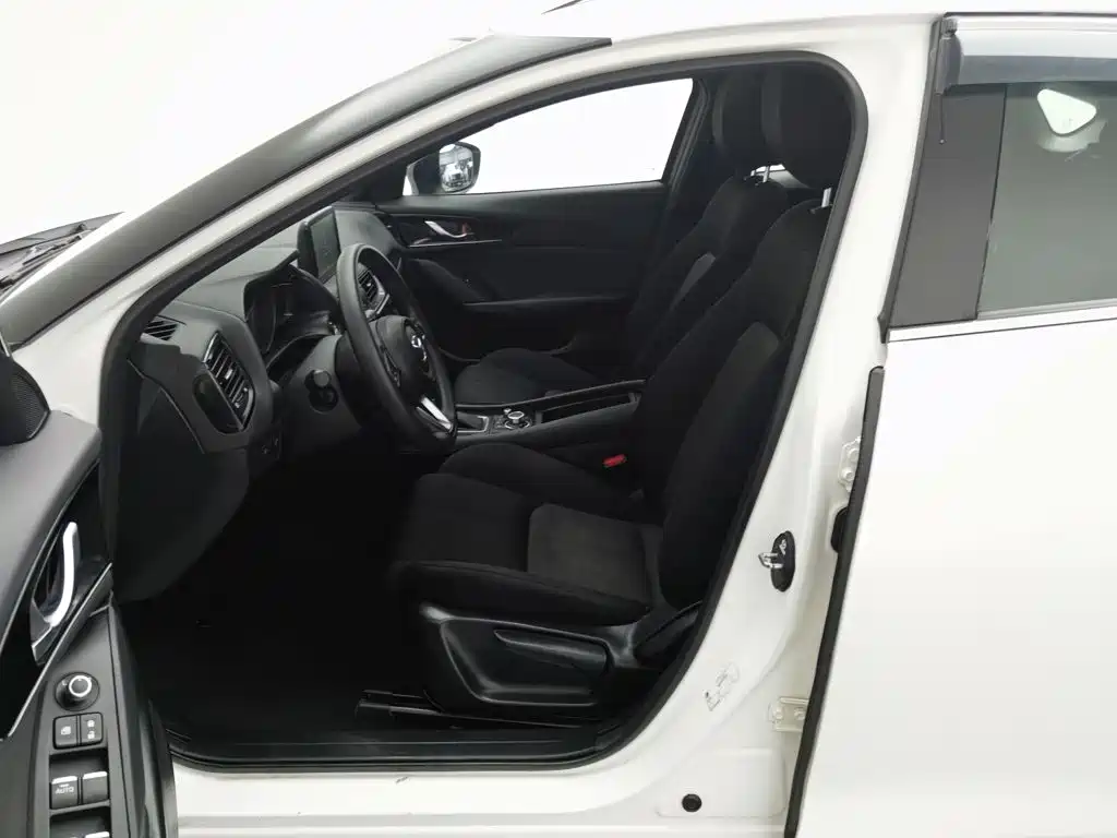 Mazda CX-4 — миниатюра 10