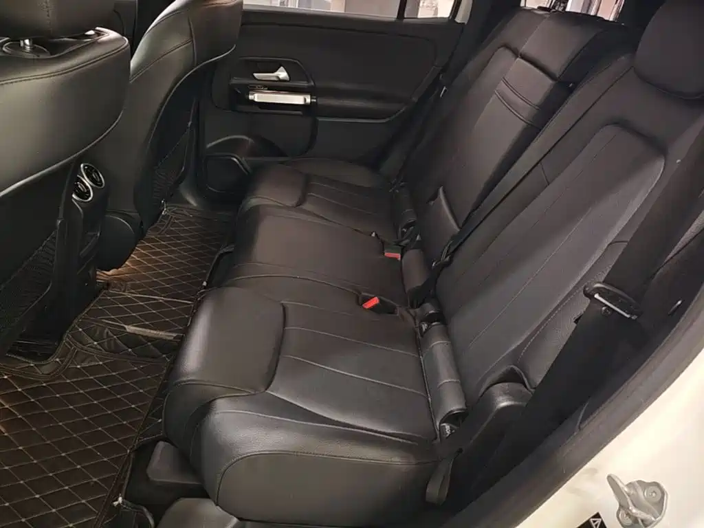Mercedes-Benz EQB — миниатюра 17