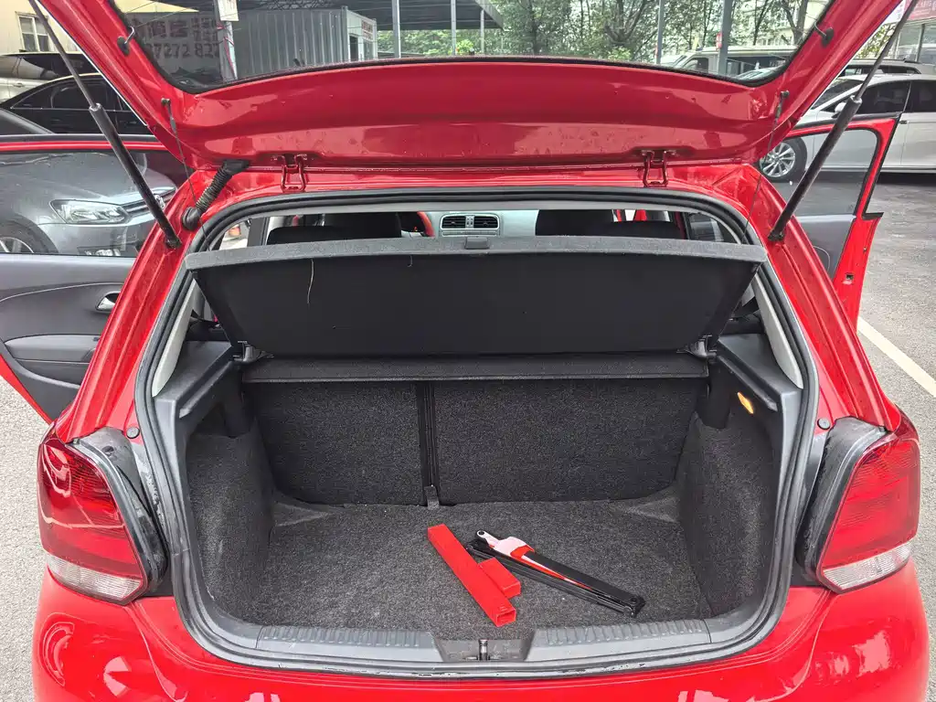 Volkswagen Polo — миниатюра 16