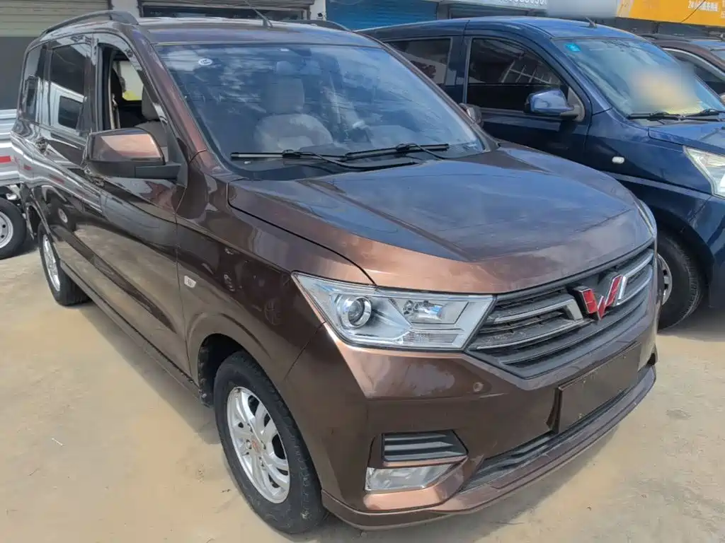 Wuling Hongguang — миниатюра 4