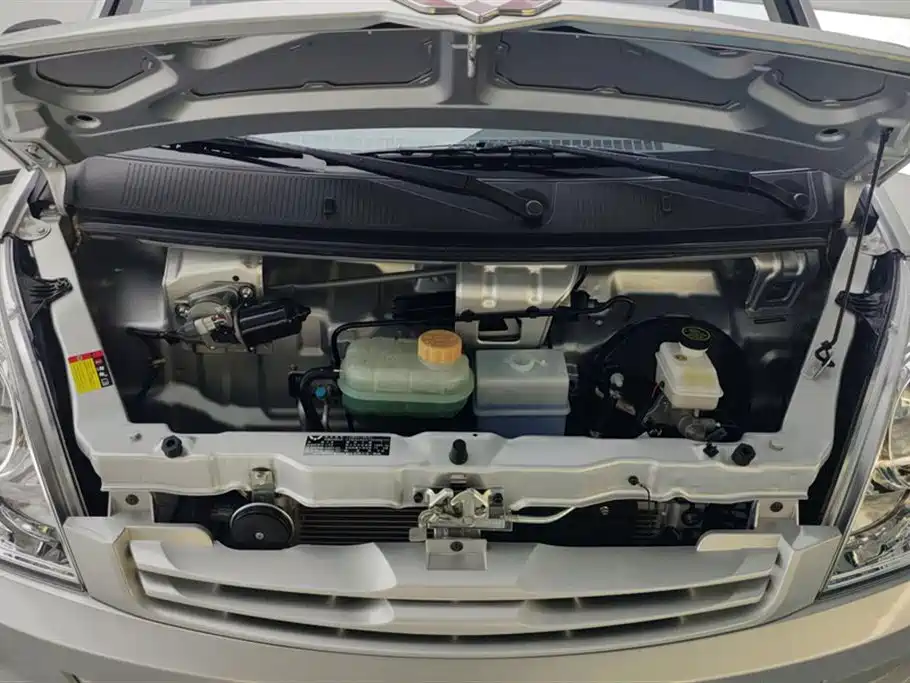 Wuling RongguangS S 2023 1.5L 5/7 мест