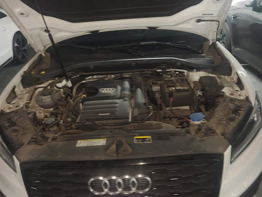 Audi Q2L 1.4 л 2021 г. Белый, пробег 25500 км