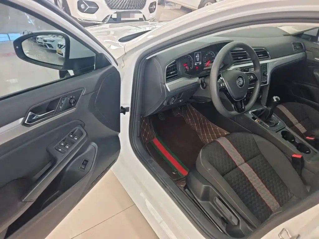 Volkswagen Lamando — миниатюра 12