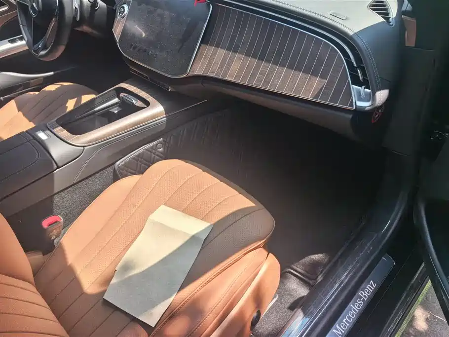 Mercedes-Benz E-Class E 2025 E 300 L Fashion