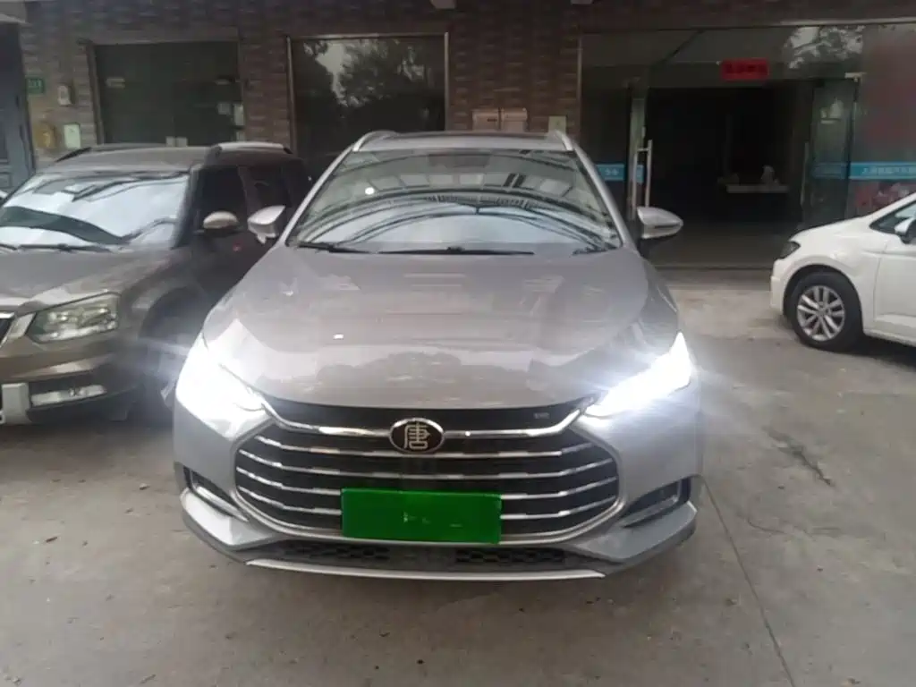 BYD Tang — миниатюра 3