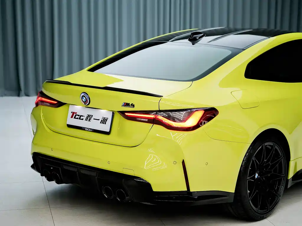 BMW M4