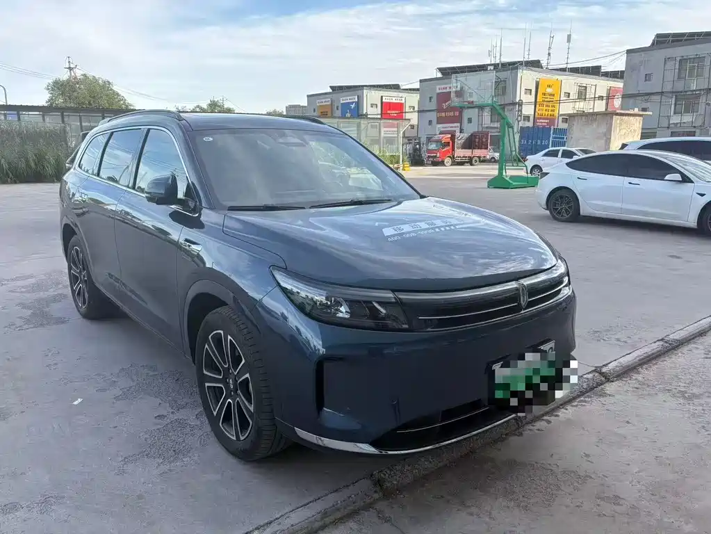 Aito M7 2024 1.5T Smart Drive Pro 5 мест