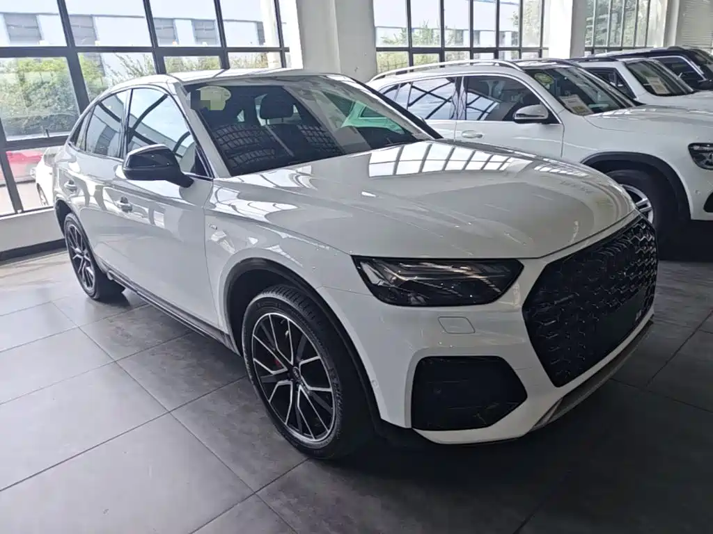 Audi Q5L Sportback — миниатюра 4