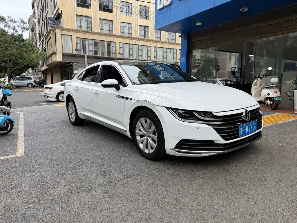 Volkswagen FAW - Passat CC CC 2020 330TSI VI