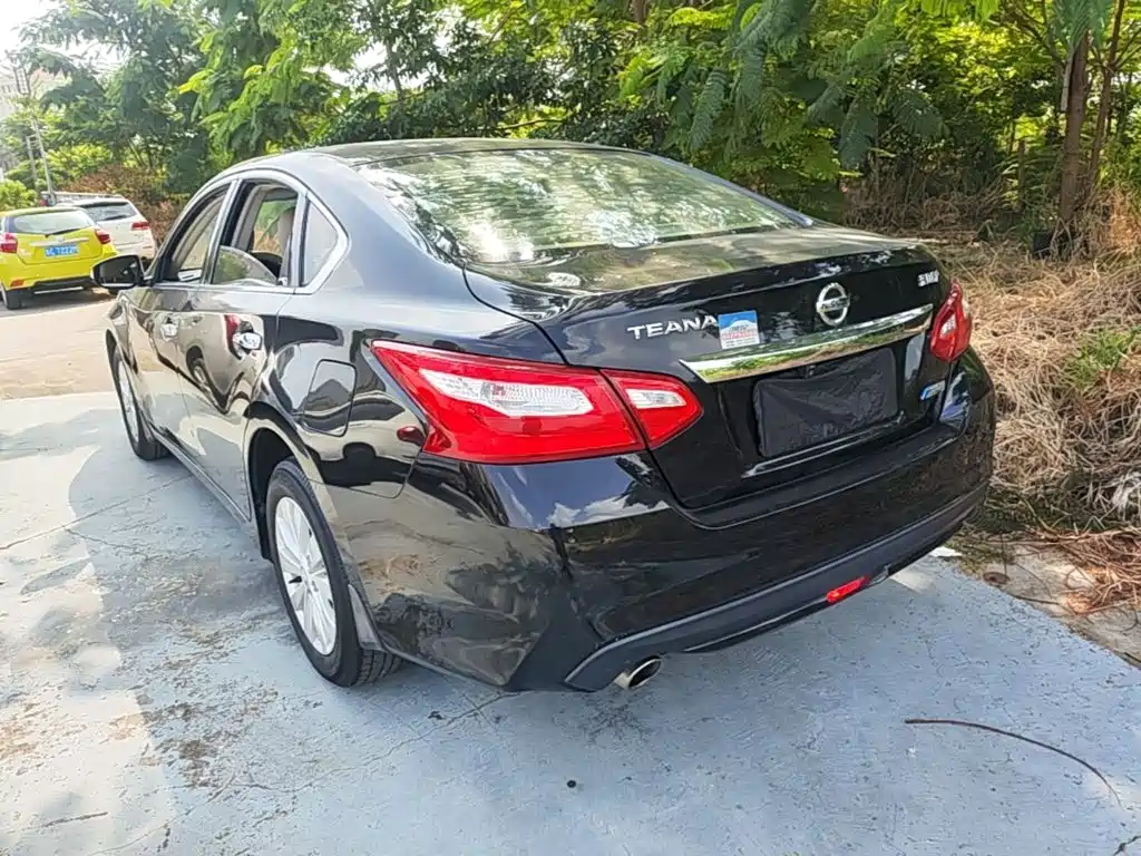 Nissan Teana — миниатюра 5