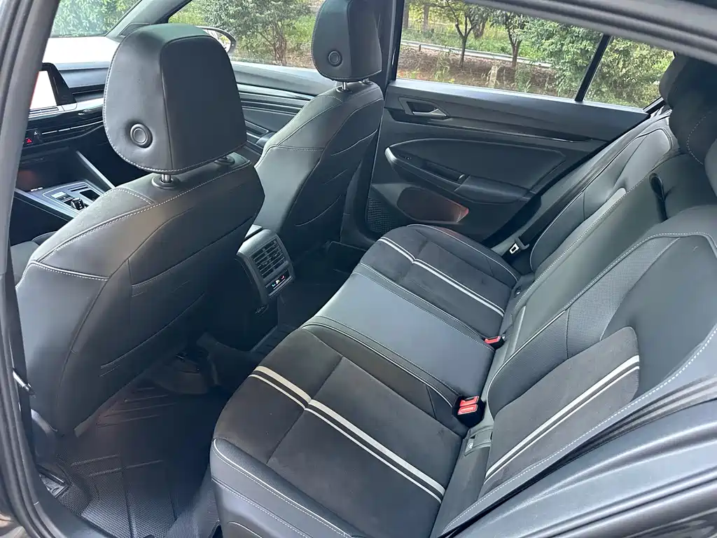 Volkswagen Golf — миниатюра 7