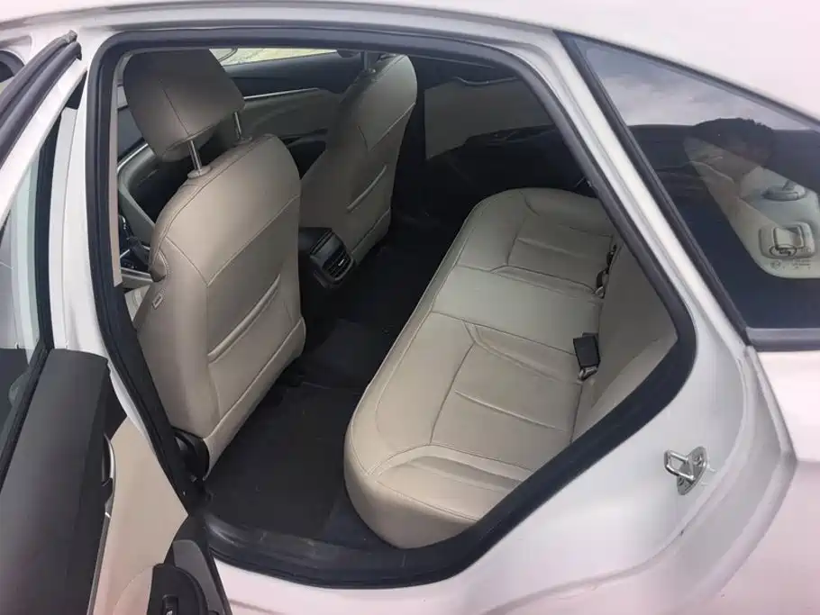 Buick Excelle — миниатюра 11
