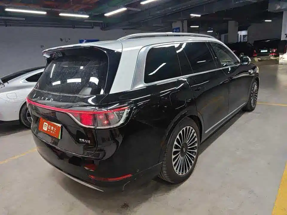 Aito M9 2025 Ultra 52kWh 6 мест (192 ）