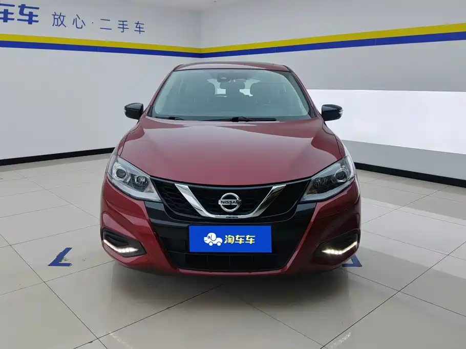Nissan Tiida — миниатюра 2