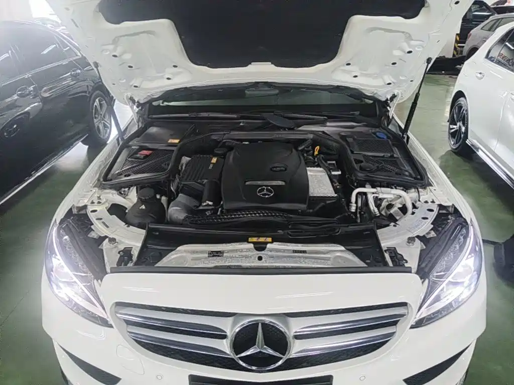 Mercedes-Benz C-Class — миниатюра 20