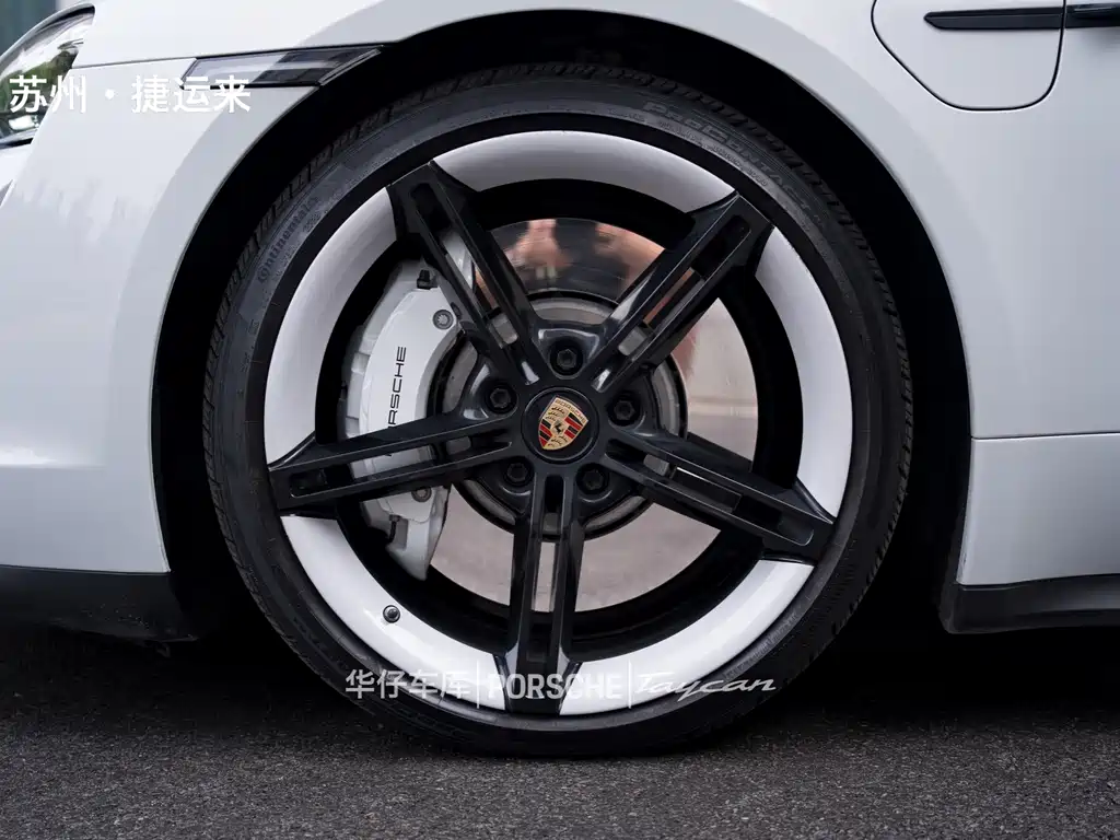 Porsche Taycan — миниатюра 6