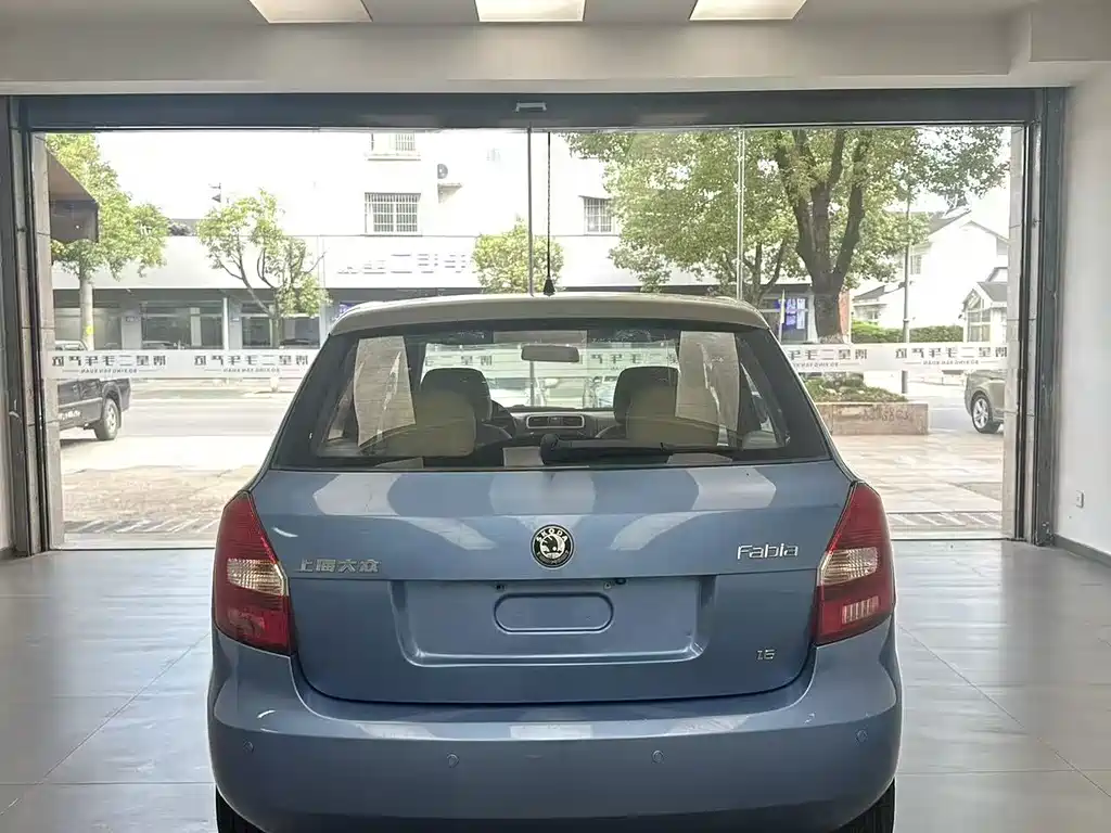 Skoda Fabia — миниатюра 8