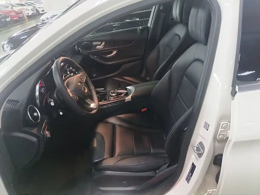 Mercedes-Benz C-Class — миниатюра 15