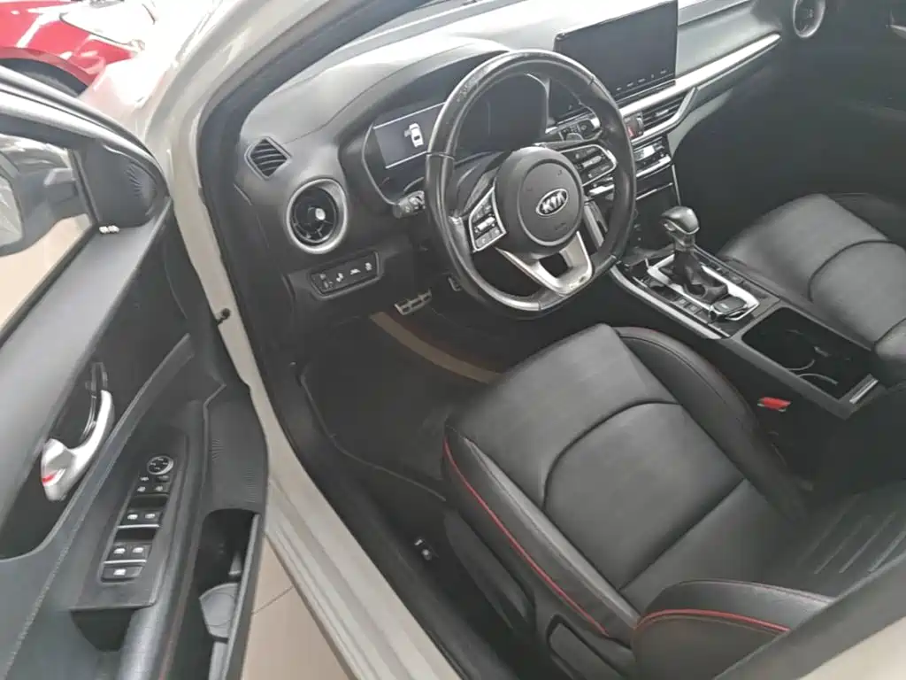 Kia K3 — миниатюра 16
