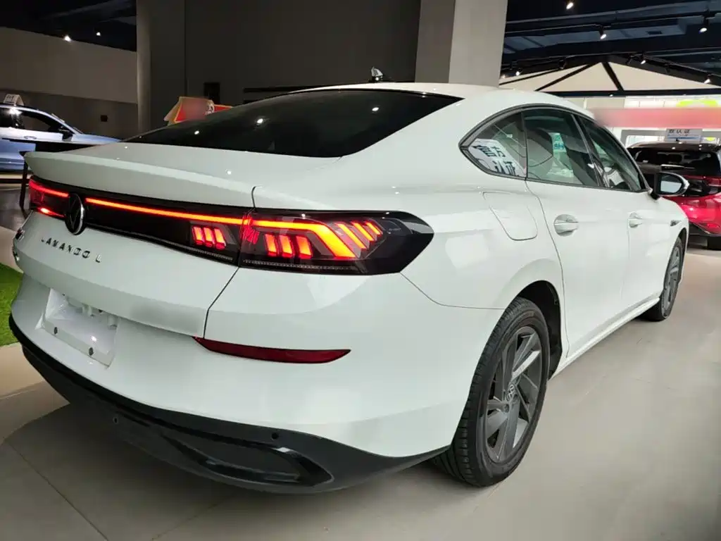 Volkswagen Lamando — миниатюра 7