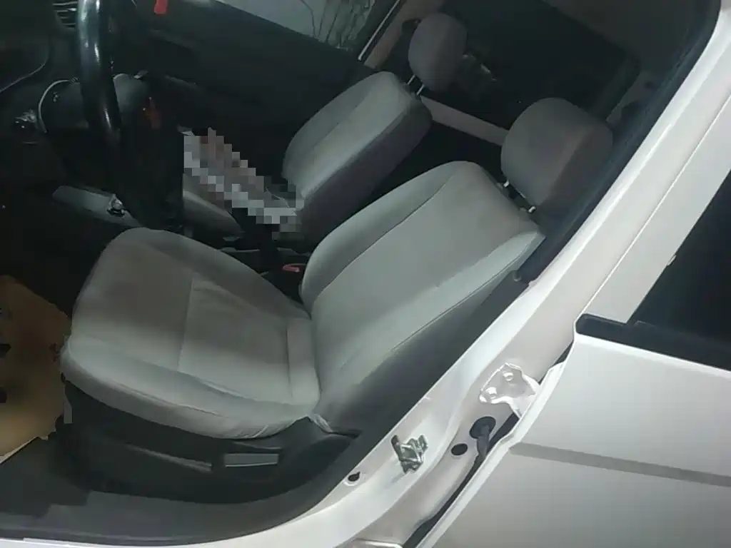 Wuling Hongguang — миниатюра 15