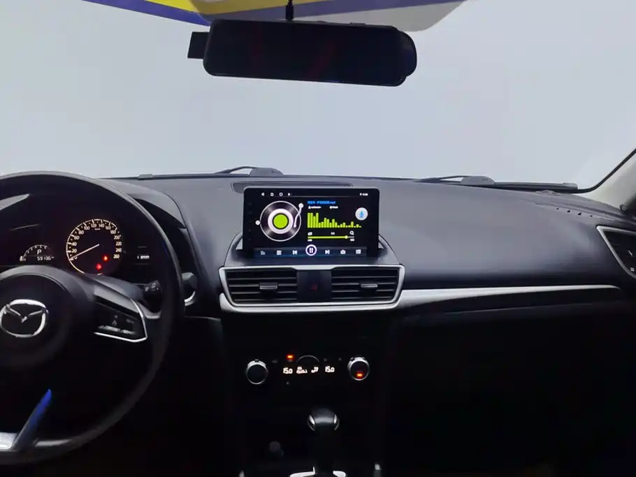 Mazda 3 Axela — миниатюра 13