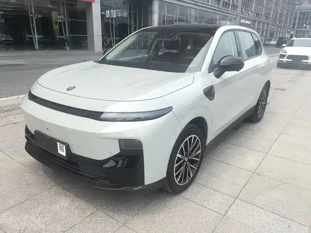 2025 Leapmotor B10