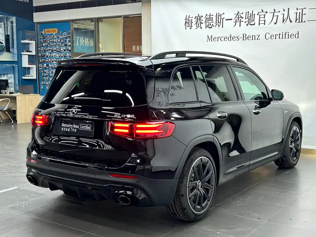MERCEDES-BENZ GLB AMG