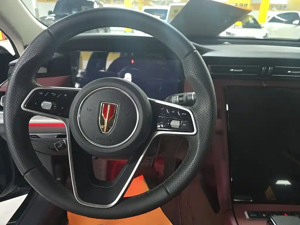 Hongqi Hongqi H5 — миниатюра 11