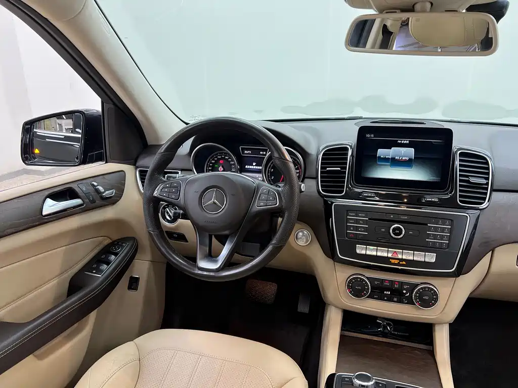 Mercedes-Benz GLE (Import) — миниатюра 17