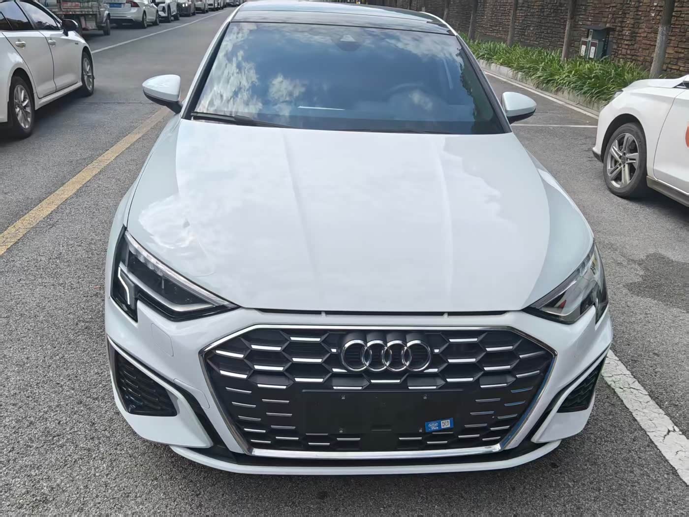 Audi A3 1.4 л 2025 г. Белый, пробег 8000 км