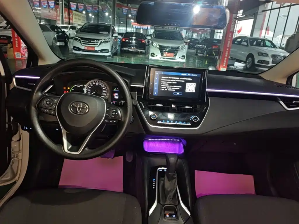 Toyota Corolla — миниатюра 10