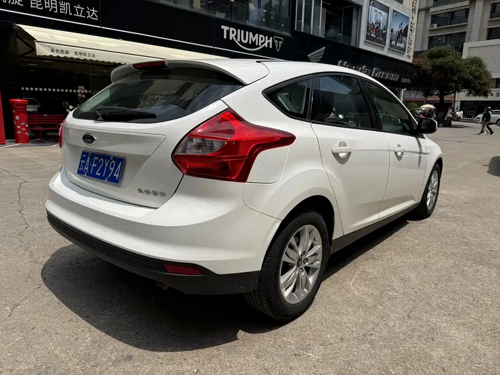 Ford Focus — миниатюра 5