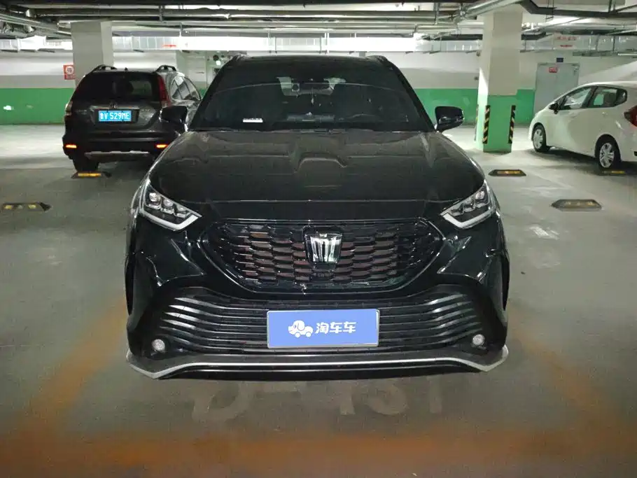 Toyota Crown Kluger — миниатюра 2