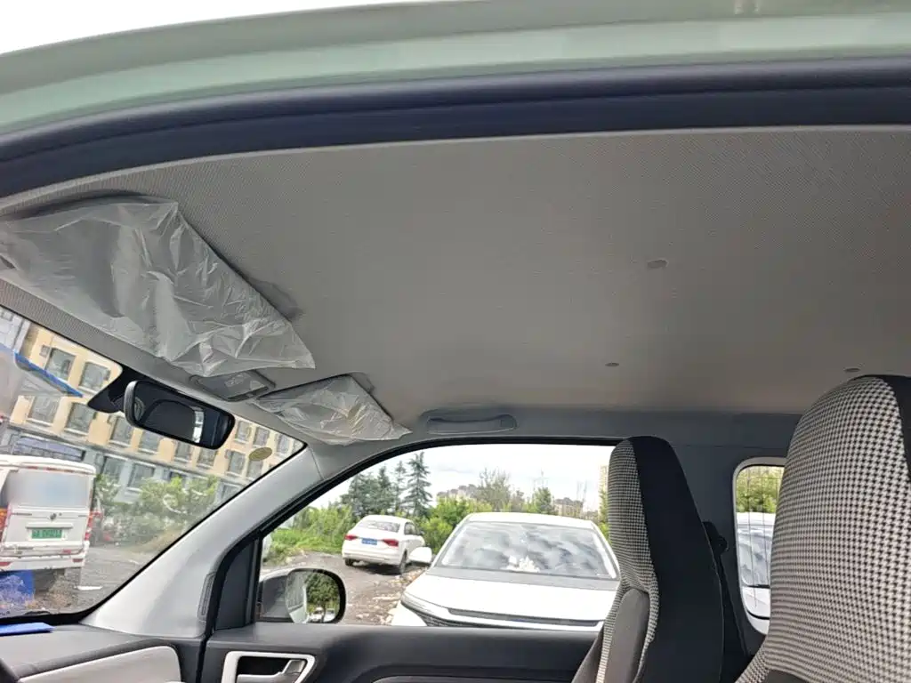 Wuling MINIEV — миниатюра 18