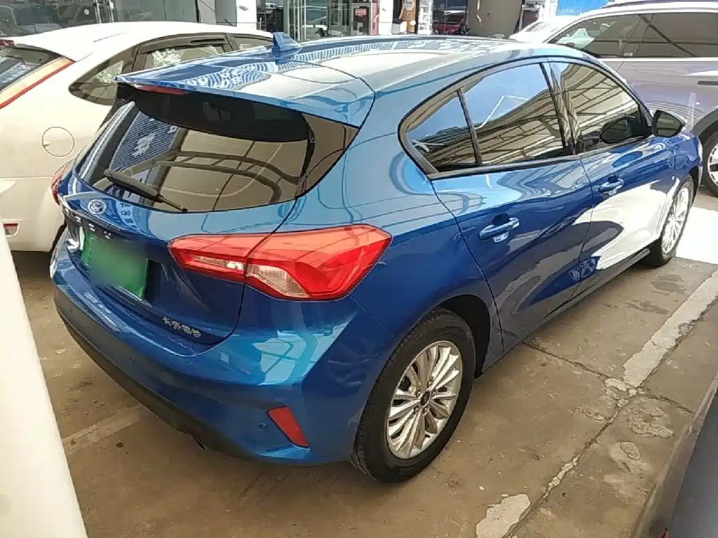Ford Focus — миниатюра 7