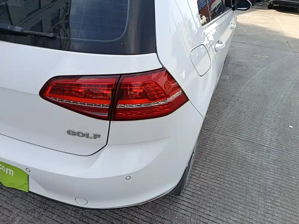 Volkswagen Golf — миниатюра 6
