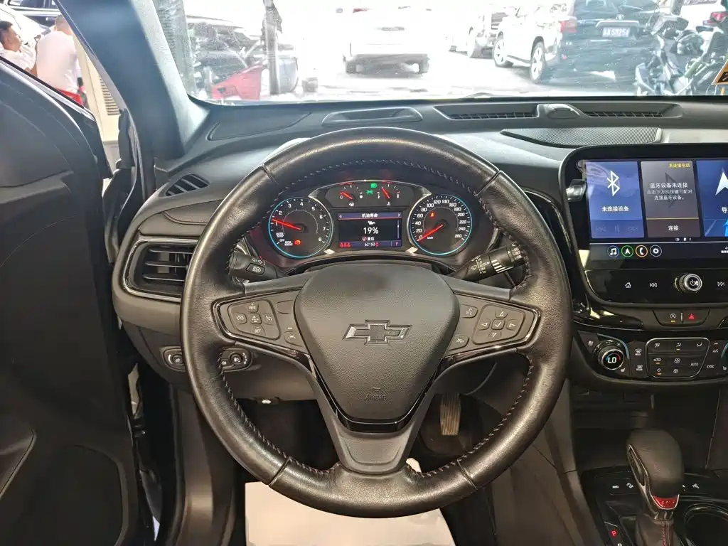 Chevrolet Equinox — миниатюра 11