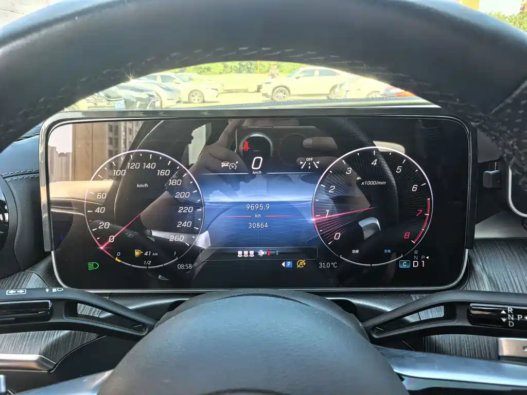 Mercedes-Benz C-Class — миниатюра 10