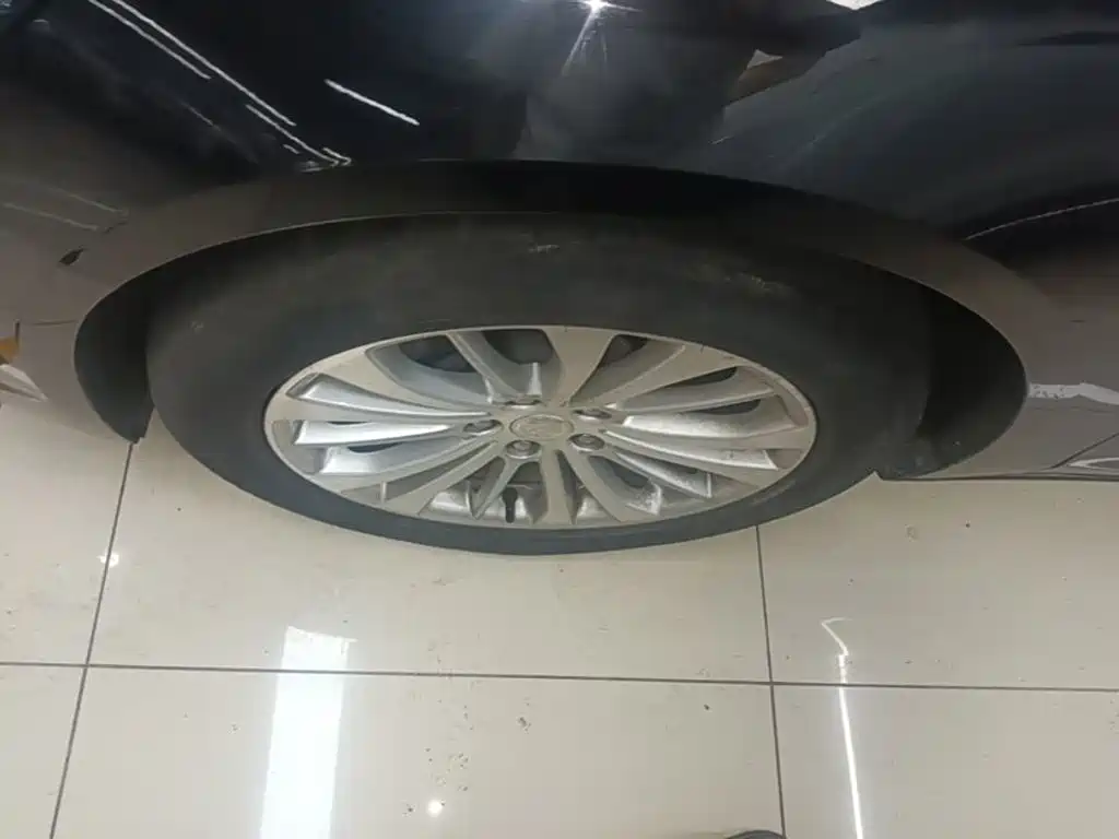 Buick LaCrosse — миниатюра 21