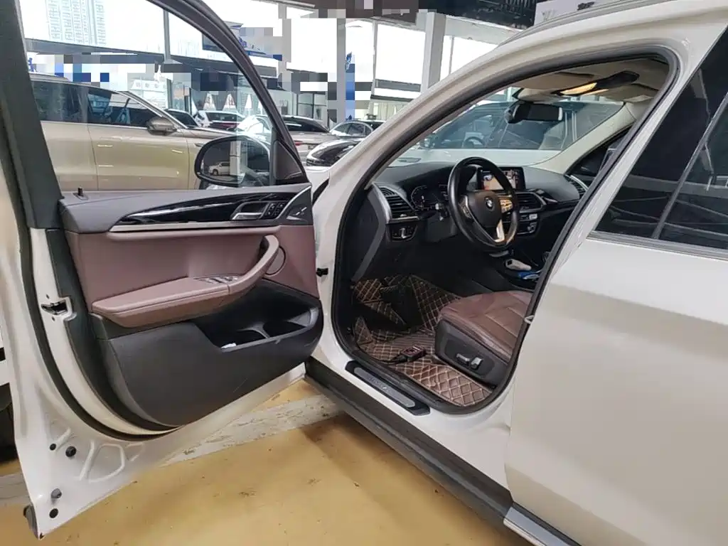 BMW X3 — миниатюра 16