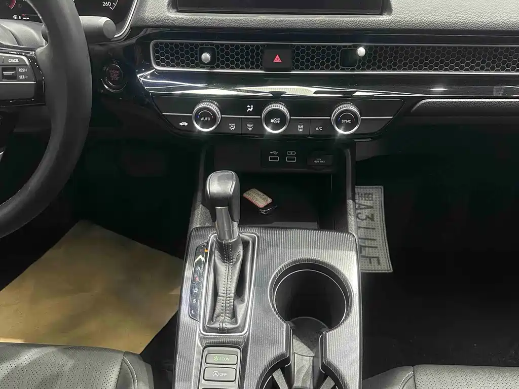 Honda Civic — миниатюра 12